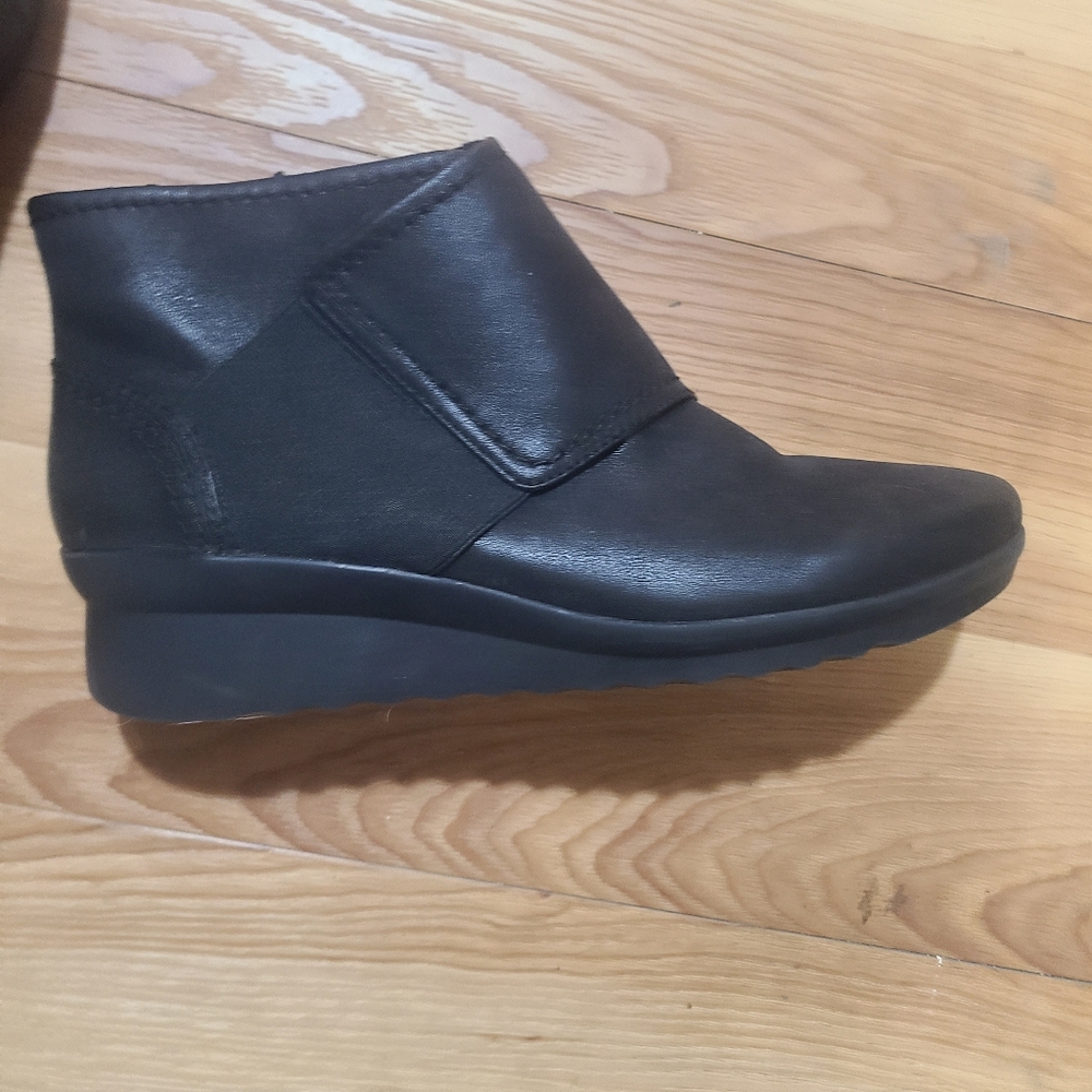 Cloudsteppers by Clarks Black Ankle Boots